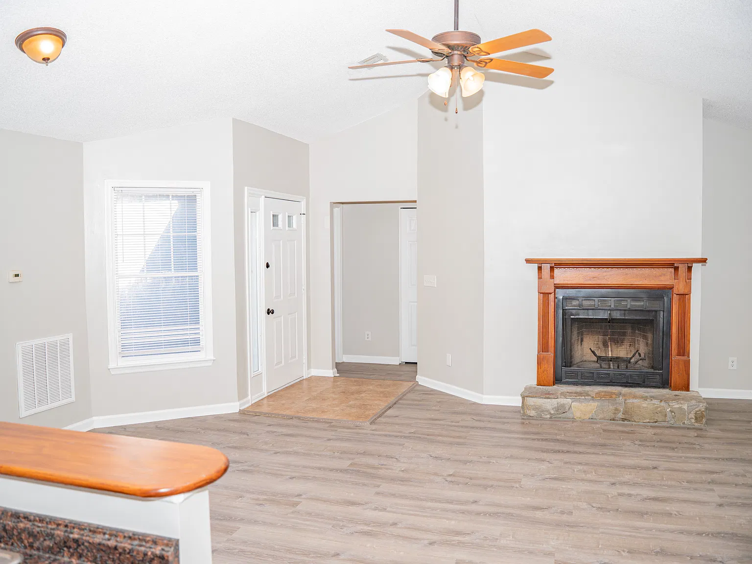 3 bed, 1268 sqft, $1,750 — Photo 4