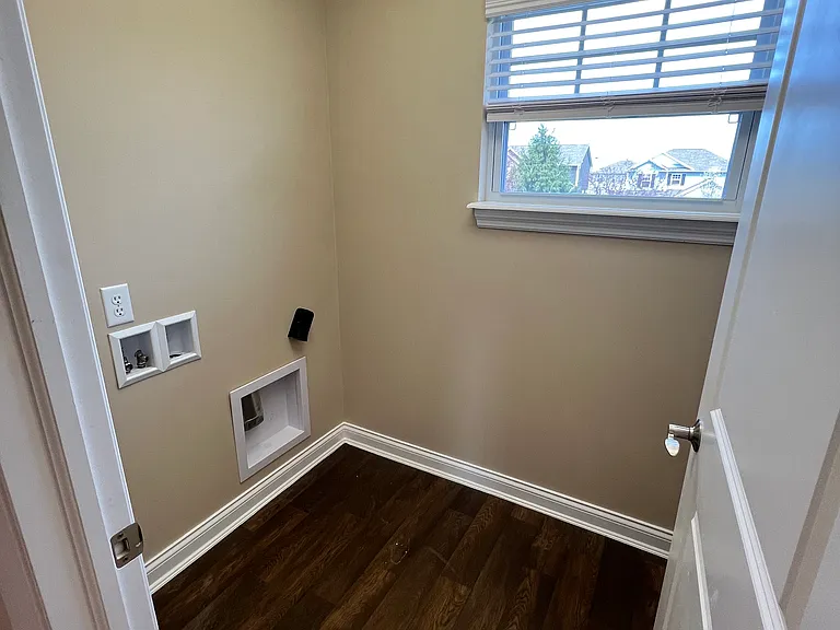 8853 Melville Ct — Photo 14