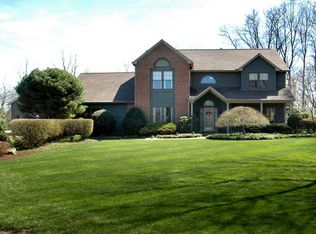 1020 Summer Ridge Ct, Murrysville, PA 15668
