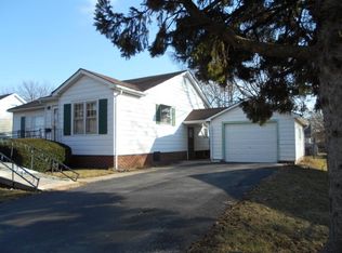 206 W Park St, Westville, IL 61883