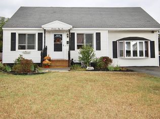 1756 Devendorf Rd, Schenectady, NY 12303