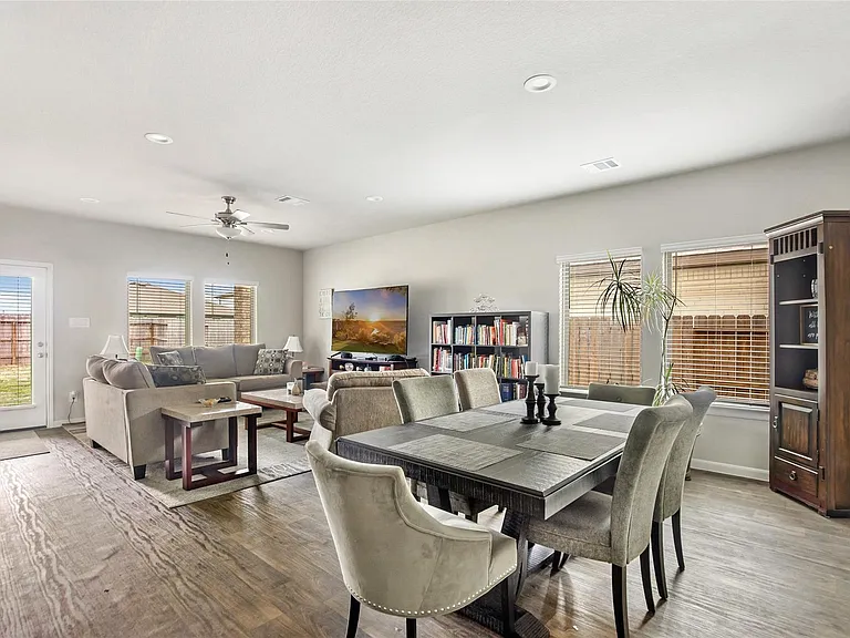 3427 Parker Trace Dr — Photo 13