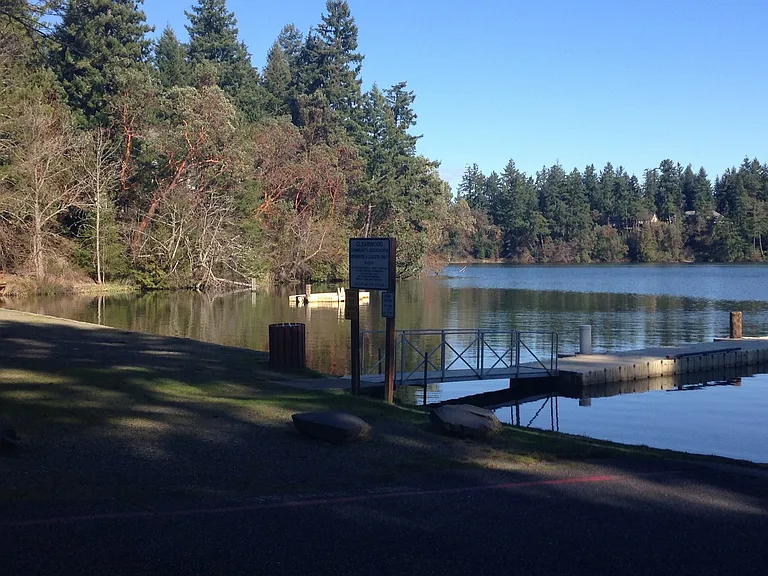 18525 Woodside Dr SE — Photo 25