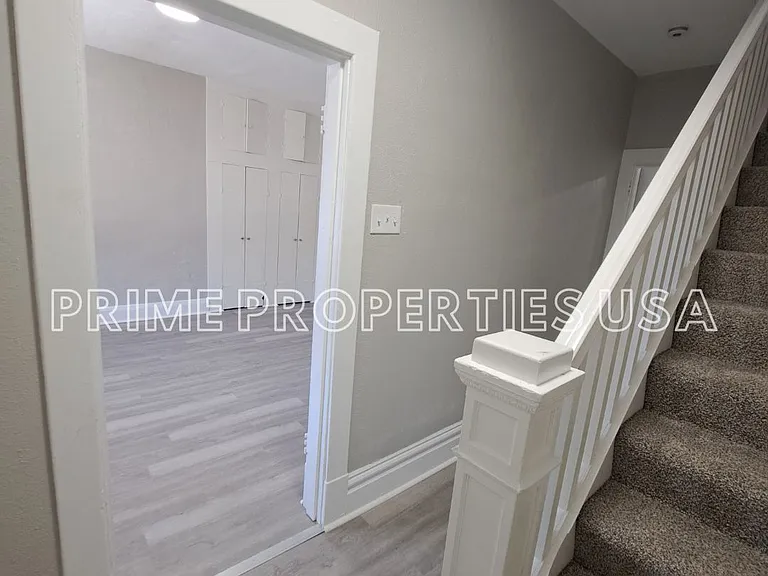 305 Anthony St — Photo 10