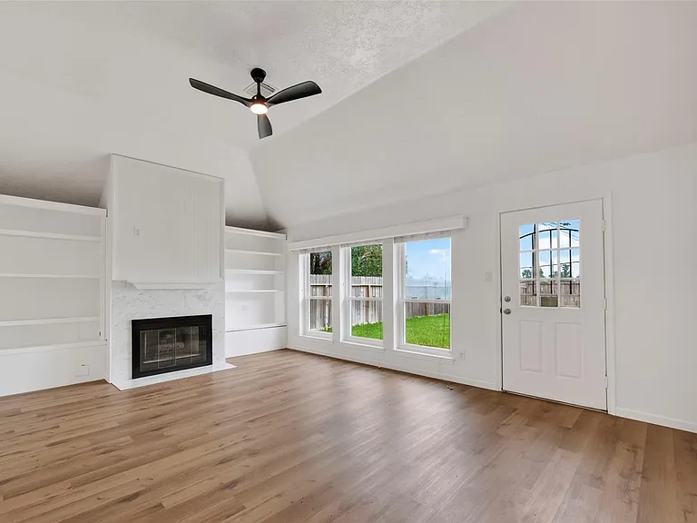 7403 Oak Walk Dr — Photo 8