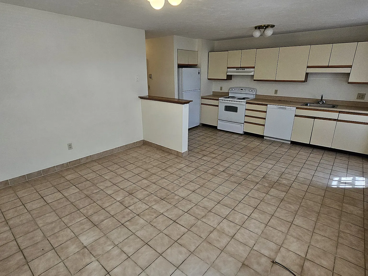 3 bed, $2,800 — Photo 4