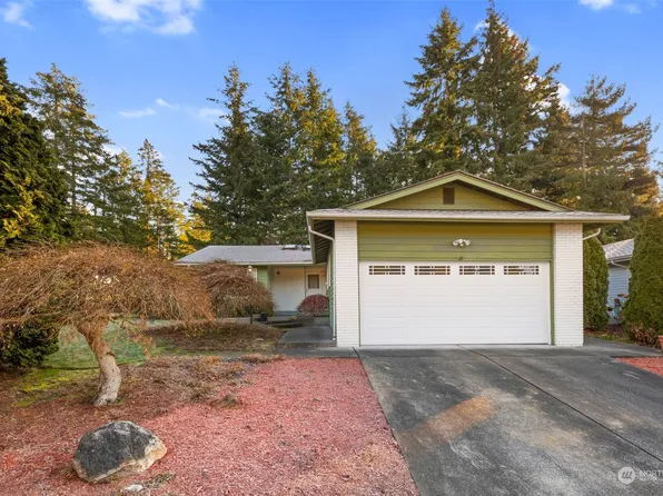 24802 11th Avenue S, Des Moines, WA 98198
