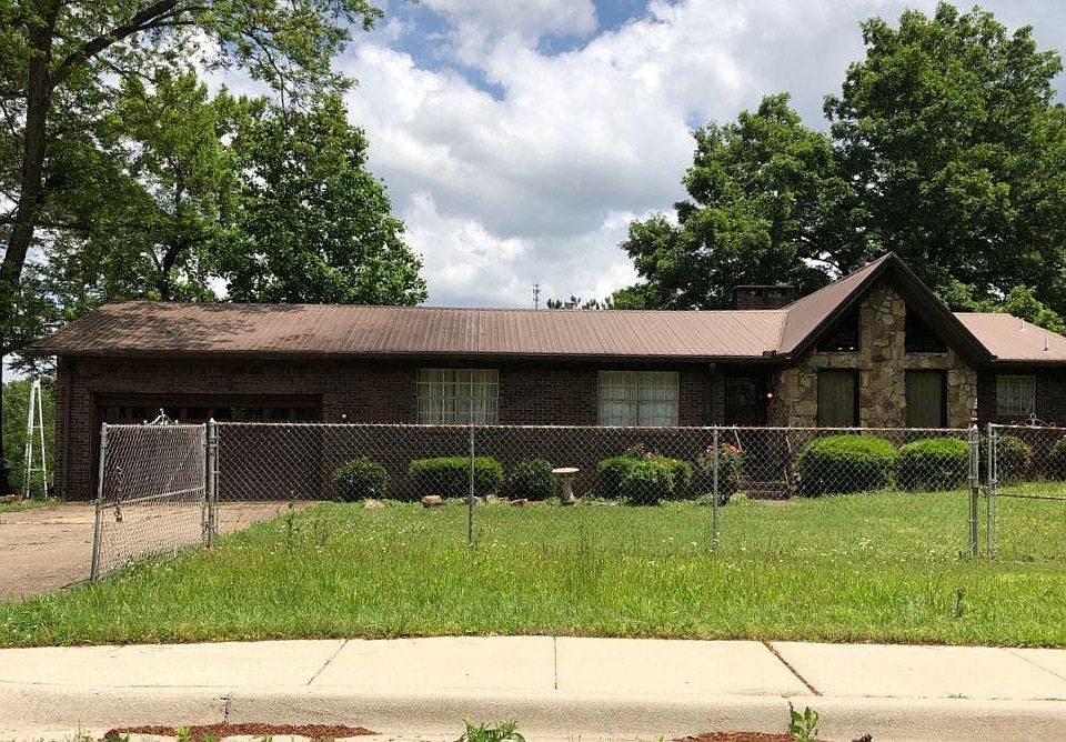 1st image of 5318 Main St