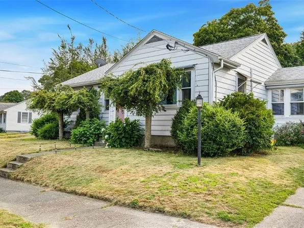 67 Fillmore St, Pawtucket, RI 02860