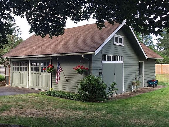 Detached Garage and Shop