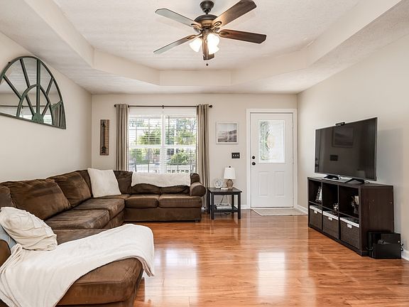 4th image of 1313 Bolton Dr