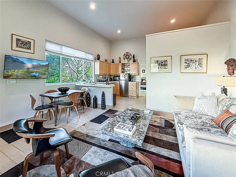 130 Dapplegray Rd — Photo 48