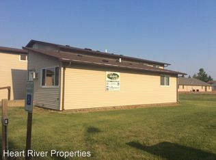 712 5th Ave SW #7, Dickinson, ND 58601