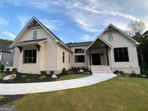 2468 Rockbridge Rd NW, Conyers, GA 30012