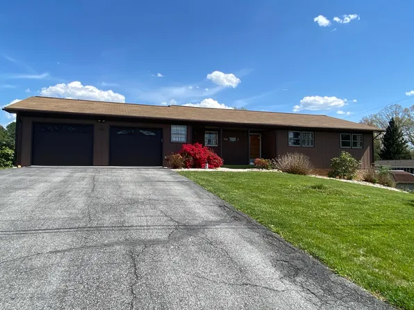 4748 Barton Dr, Dublin, VA 24084