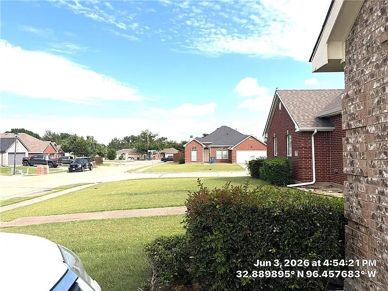 113 Sequoia Rd — Photo 10
