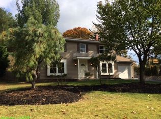1 S Gate, Smithtown, NY 11787