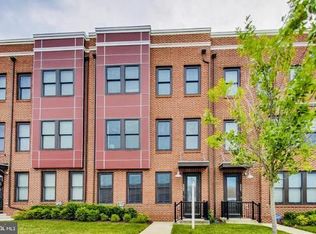 8365 Sallyport St, Lorton, VA 22079