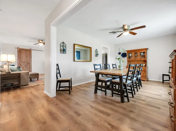 842 Starlight Dr, Sherman, TX 75090