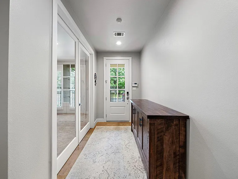 2509 Garrow St #B — Photo 3