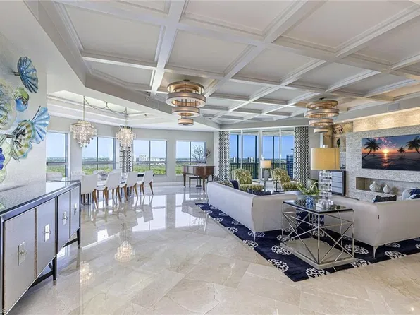295 Grande WAY #PH-2, NAPLES, FL 34110