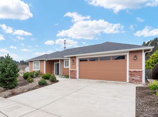 4670 NE Union Loop, Lincoln City, OR