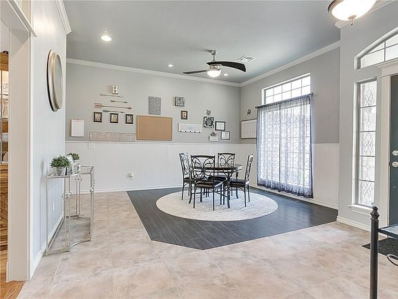 5th image of 16300 Winding Park Dr