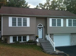 470 Fallview Dr, Princeton, WV 24740