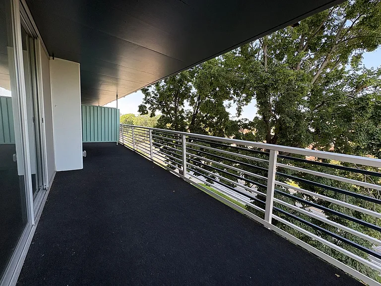 Sky Park Apartments — Photo 65