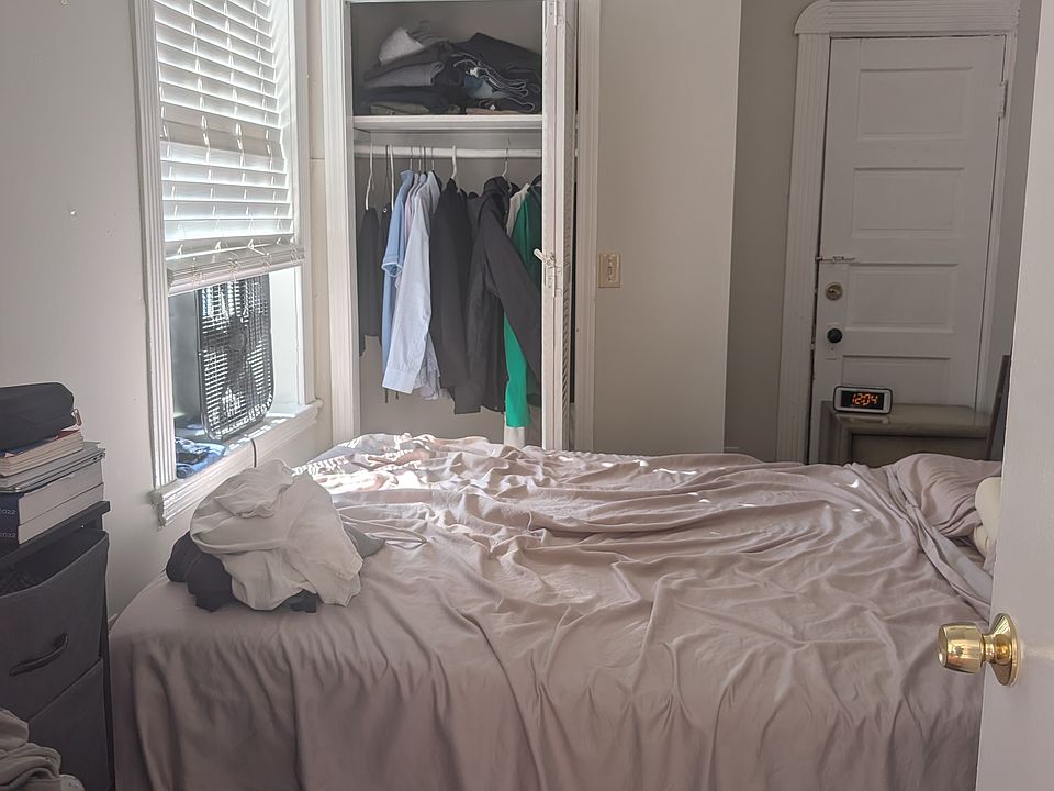 1st image of 67 Joy St #8