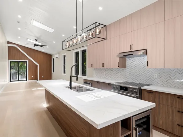 14 Schuyler St #4, Dorchester, MA 02121