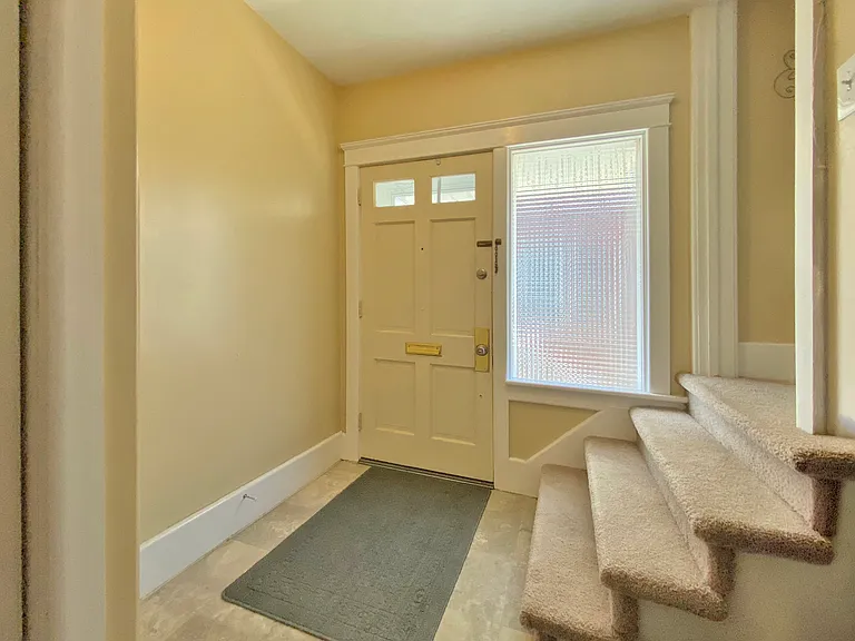 Entryway / Mudroom
