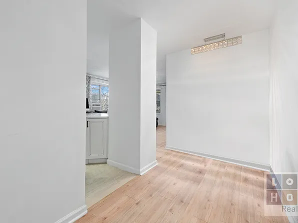 575 Grand Street image 5 of 17