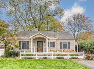 1421 S 5th St, St Charles, IL
