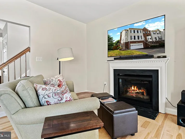 670 McLeary Sq SE — Photo 16