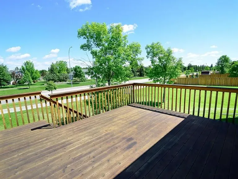 4740 Pines Cir — Photo 2