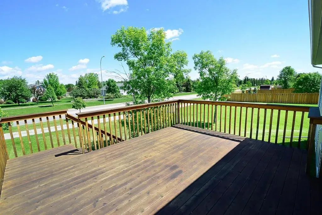 Building Photo - 4740 Pines Cir