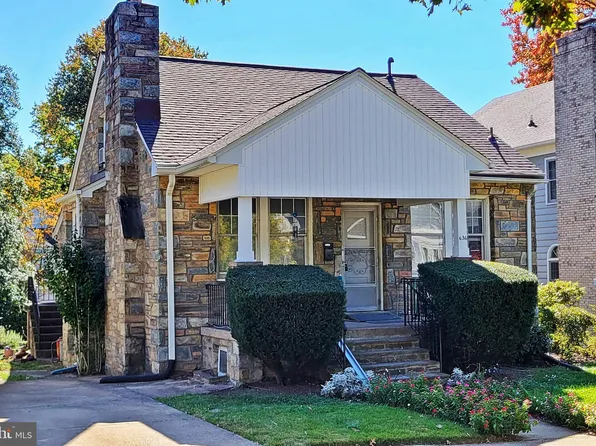 636 25th St S, Arlington, VA 22202