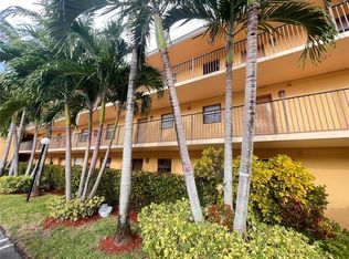 Waters Edge Of Coral Spri, Coral Springs, FL 33065