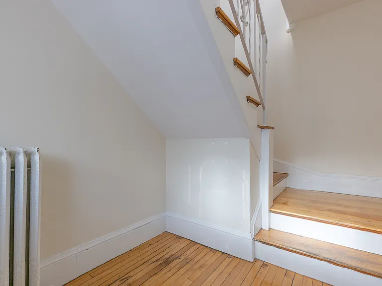 36 Mapleton St — Photo 24