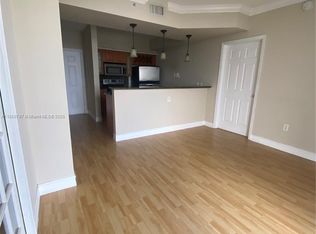 1 Glen Royal Pkwy APT 709, Miami, FL 33125