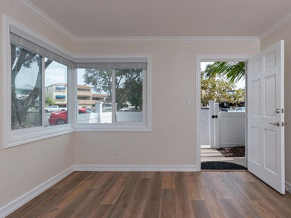 2nd image of 850 Olive Ave