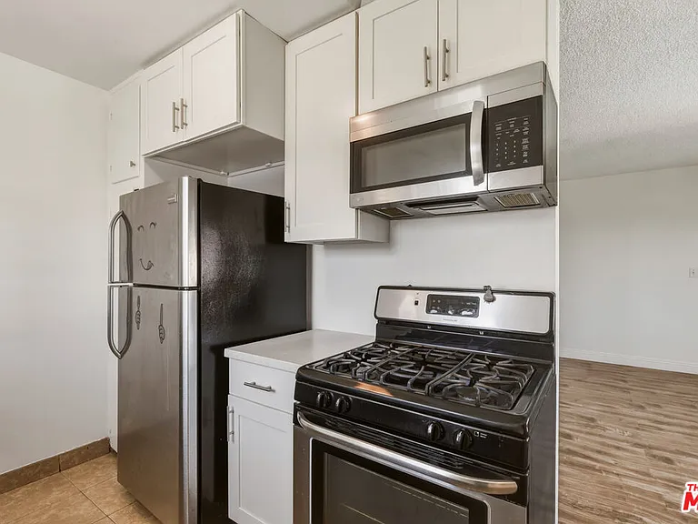 5117 Crenshaw Blvd #7 — Photo 11