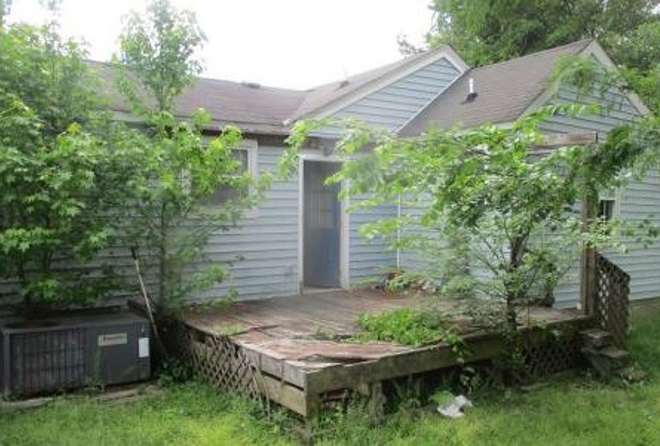 2nd image of 1927 Linster St
