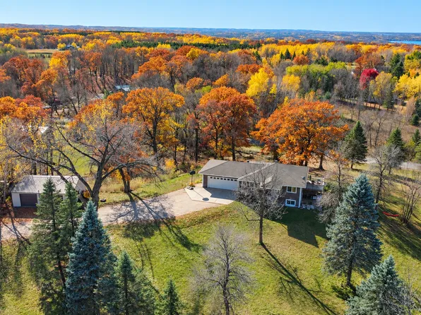 14868 Ridge Dr, Detroit Lakes, MN 56501