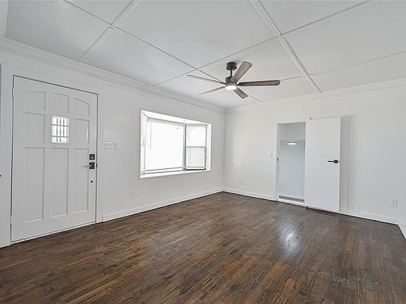 5th image of 1216 SW 48th St