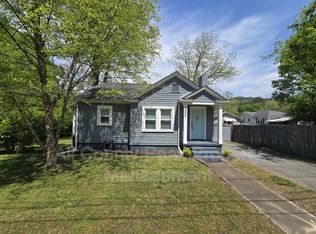 3605 Navajo Dr, Chattanooga, TN 37411