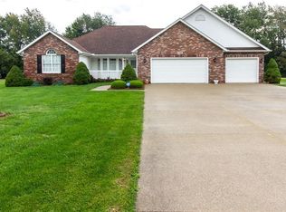 7228 Harmony Glen Dr, Conneaut, OH 44030