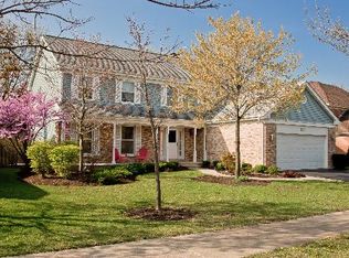 311 W Whitehall Dr, Arlington Heights, IL 60004
