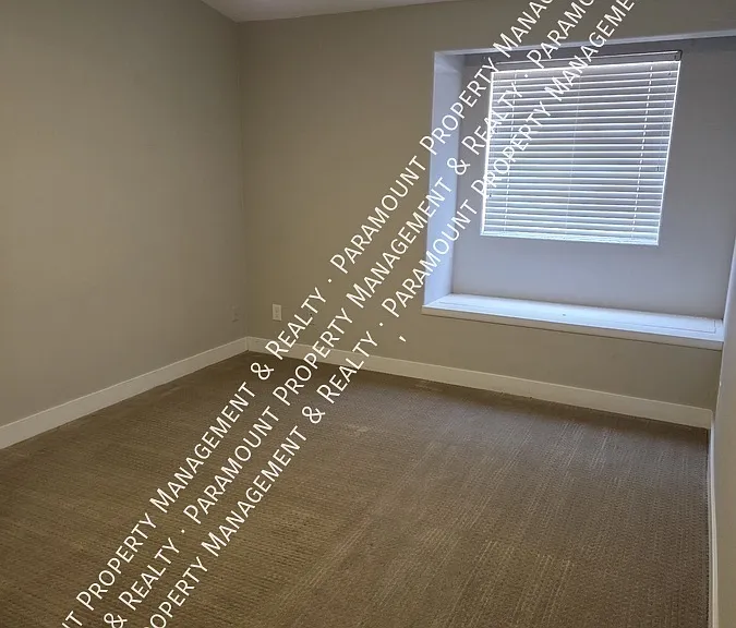 5611 E Grandview Rd — Photo 26